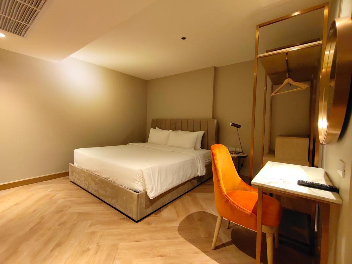 Away Bangkok Riverside Kene Exterior foto