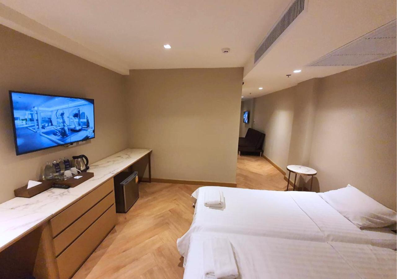Away Bangkok Riverside Kene Exterior foto